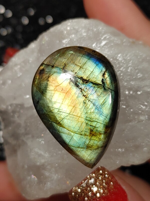 Labradorite Multicolor AA+