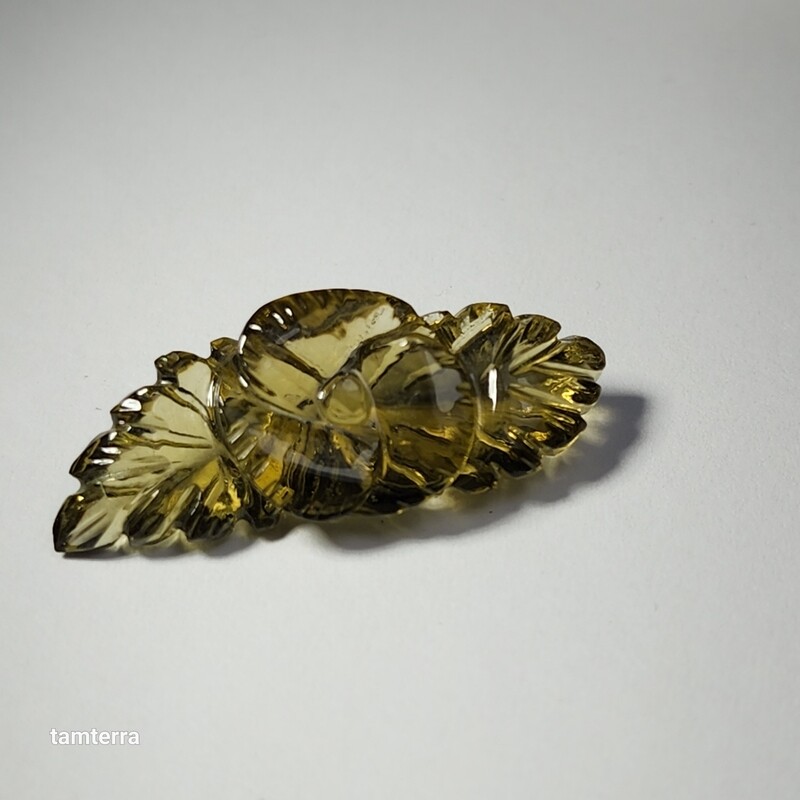 Olive Quartz Carved Flower