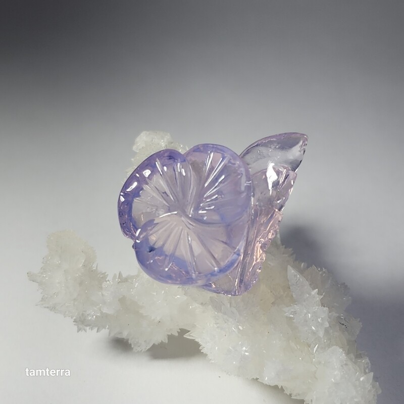 Lavender Quartz Carved Leaves