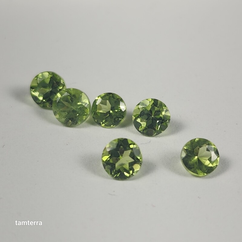 Peridot Round 5 mm