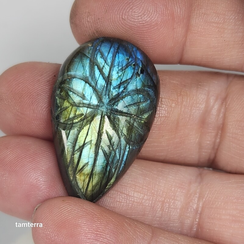 Carved Labradorite Pear / Teardrop