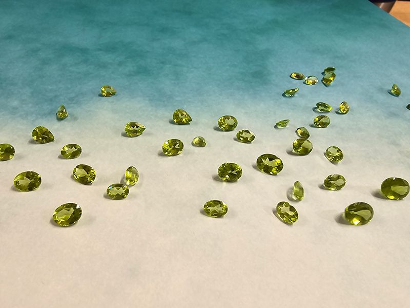 Peridot 10 ct. Lot