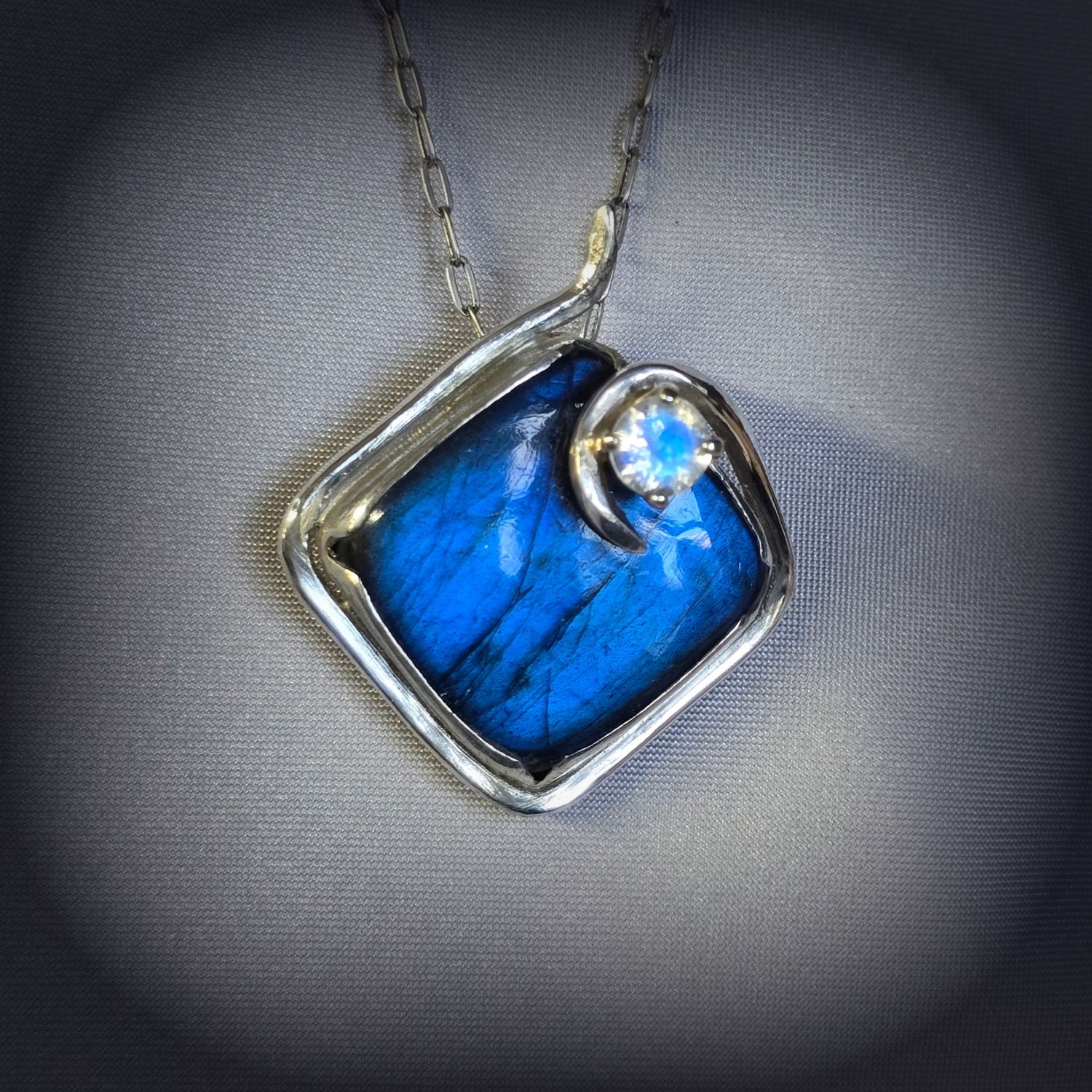Electric Blue Labradorite in Fine Silver