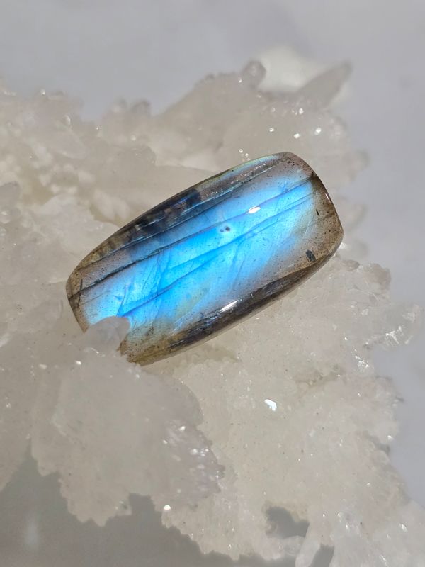 Labradorite Pure