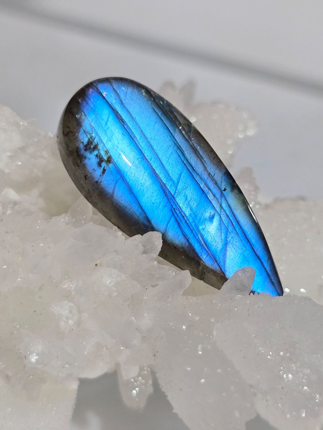 Labradorite Pure