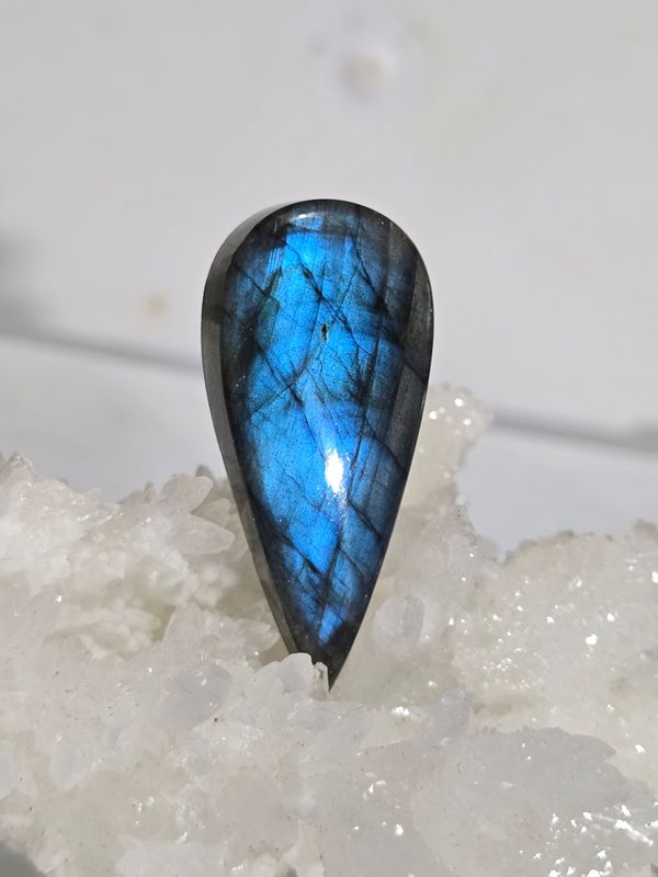 Labradorite AAA