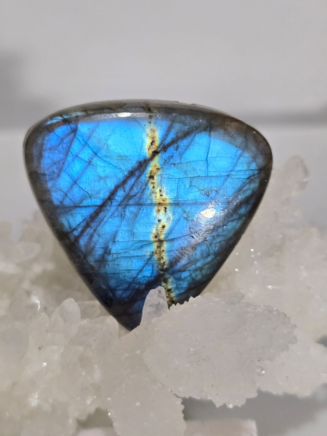 Labradorite AAA
