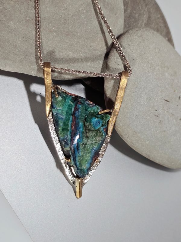 Duty Chrysocolla w/Native Copper