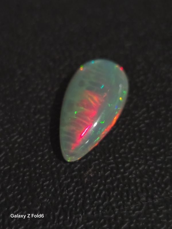 Ethiopian Opal Pear