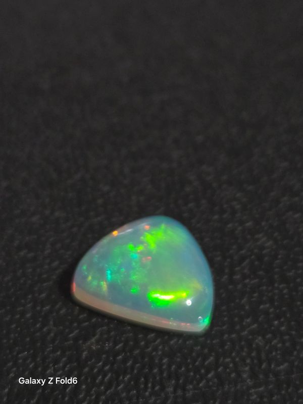 Ethiopian Opal Triangle