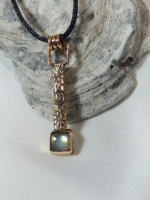 Labradorite Bronze Patterned w/cord