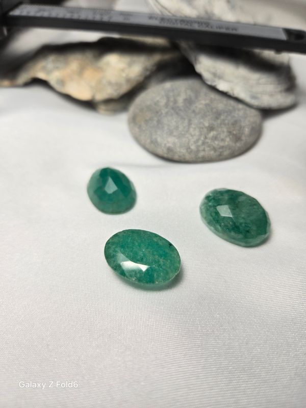 Emerald Faceted Oval Lot