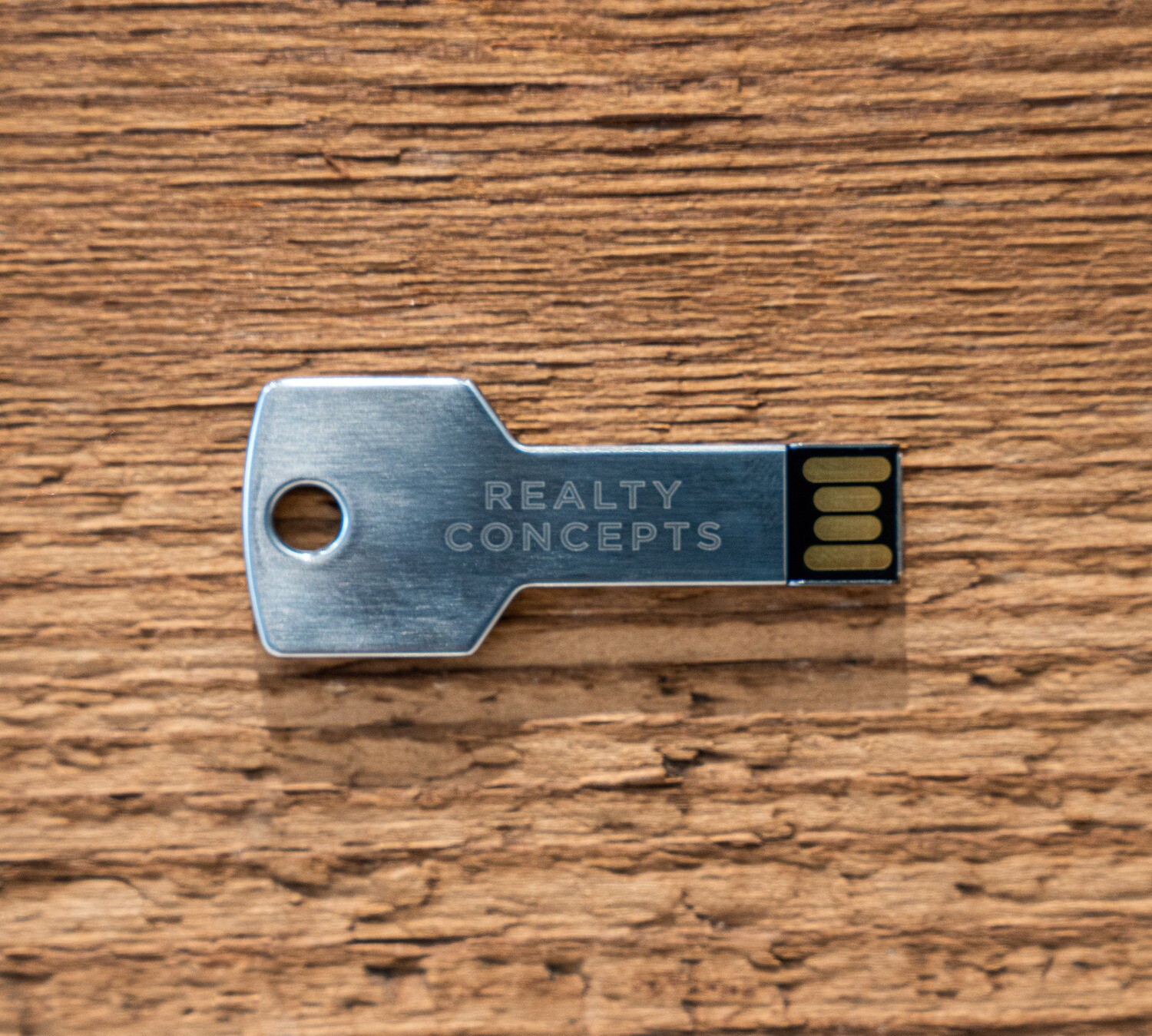USB Flash Drive (2GB)