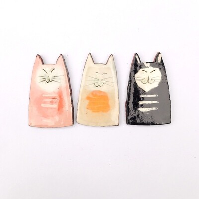 CATS, lots of them.... CATS, lots of them....