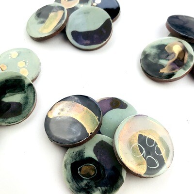 A lovely load of lustre and plain rounds A lovely load of lustre and plain rounds