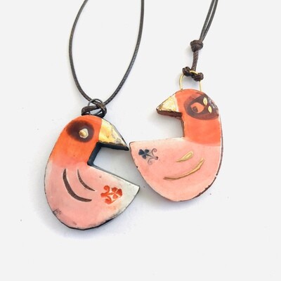 Wee birds for hanging, singles or doubles Wee birds for hanging, singles or doubles