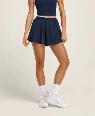 W Velocity Pleated Lined Short