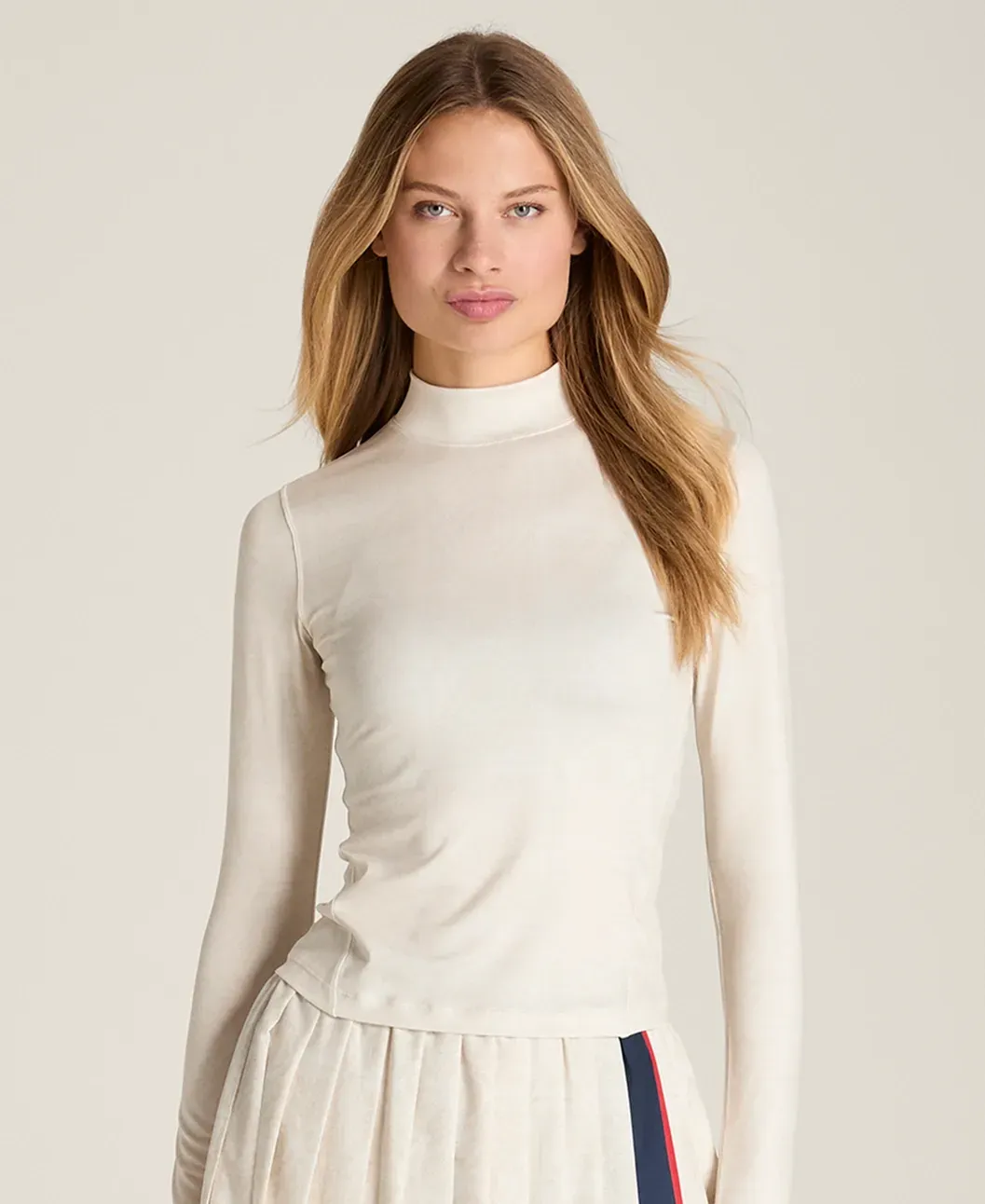 W All Day Mockneck