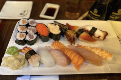 Deluxe Assorted Sushi Combo