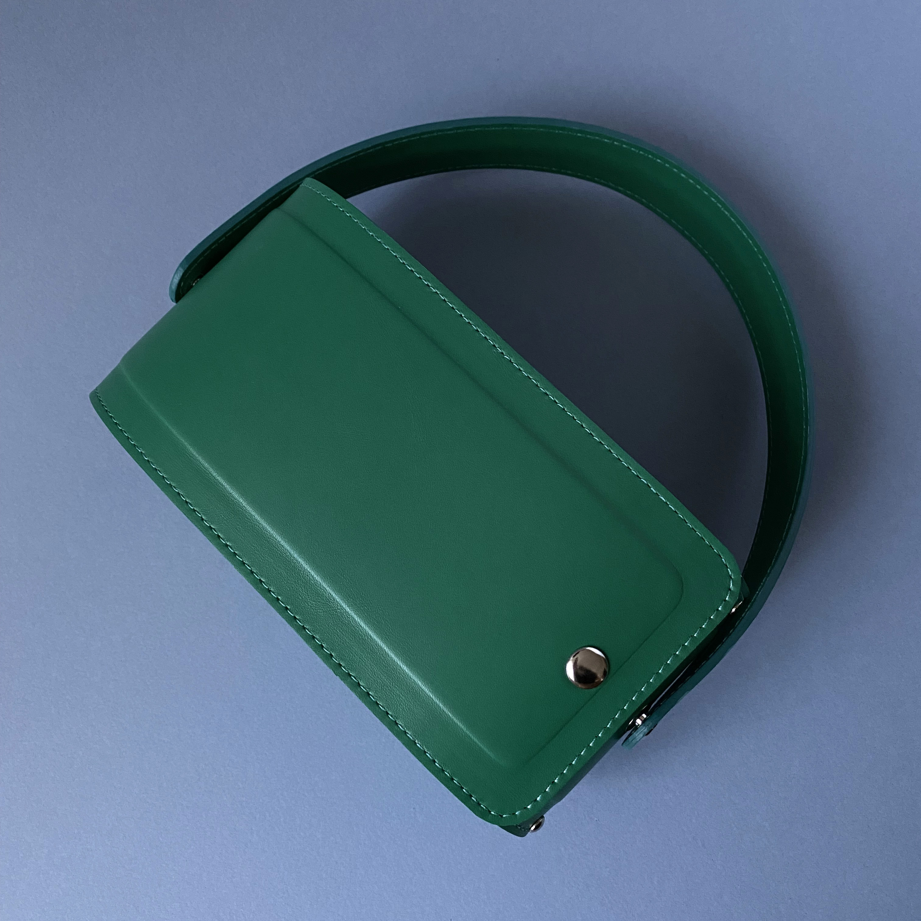 VERDE OVAL