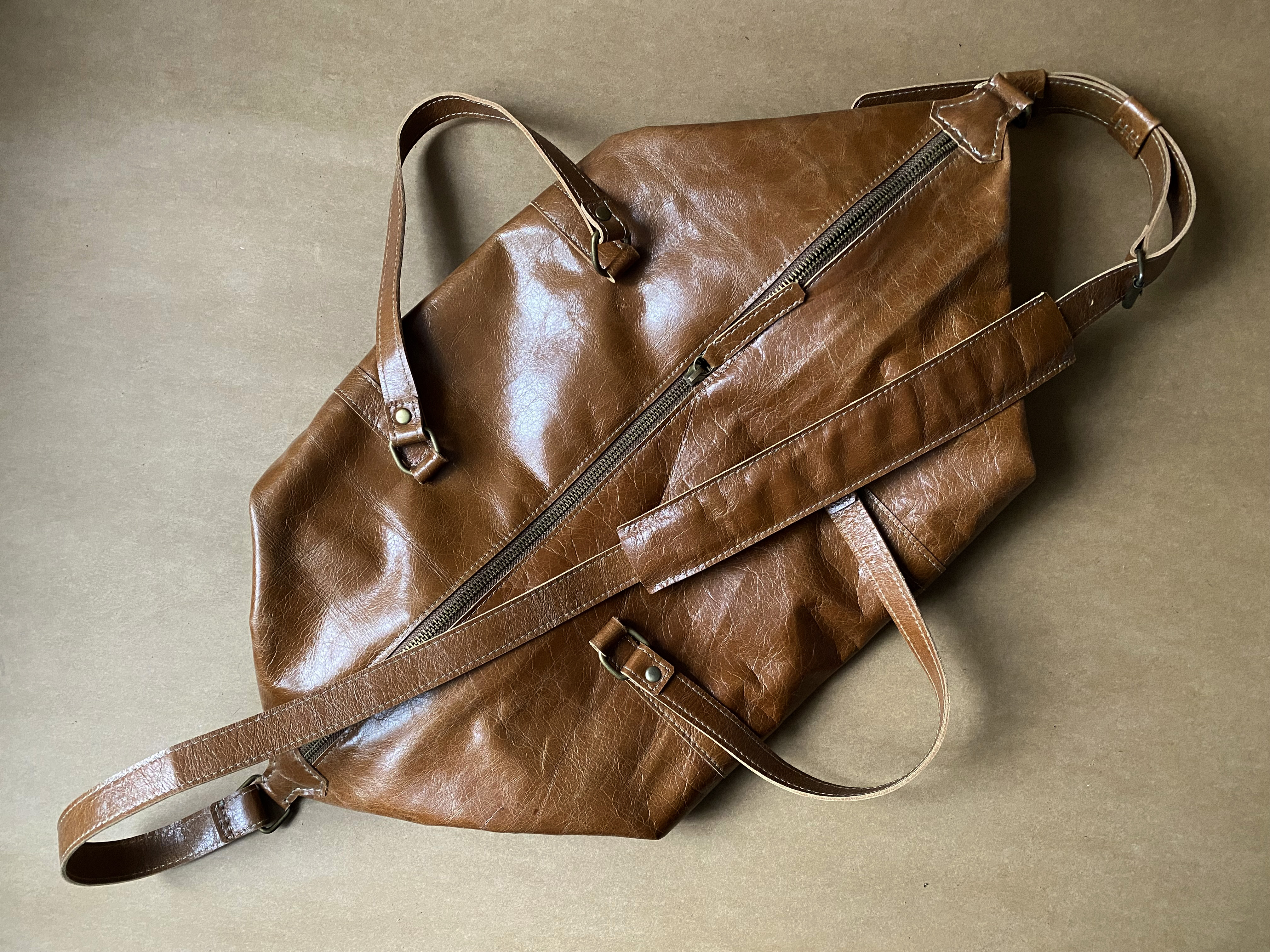 DUFFLE CONIAC