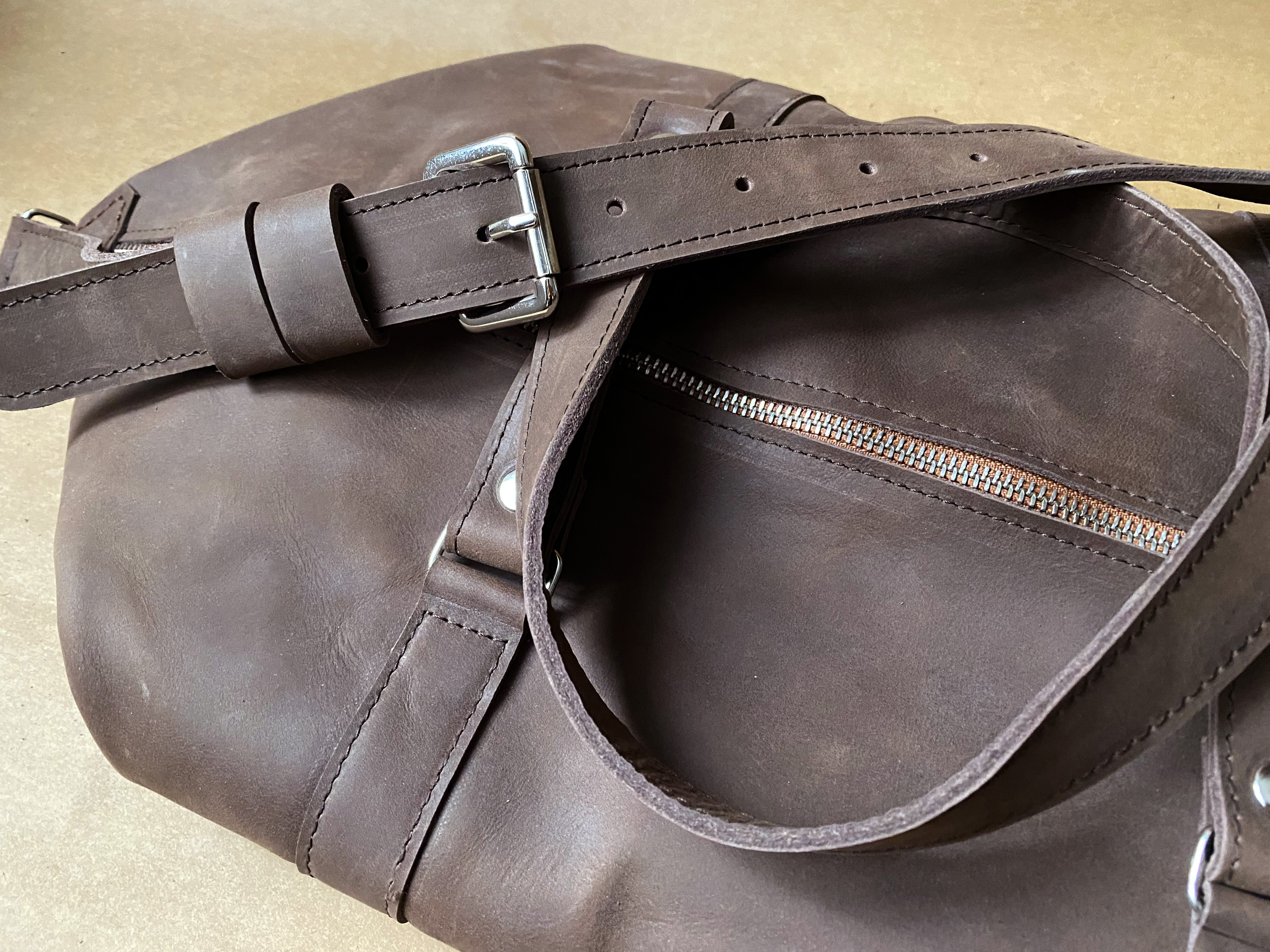 DUFFLE BROWN
