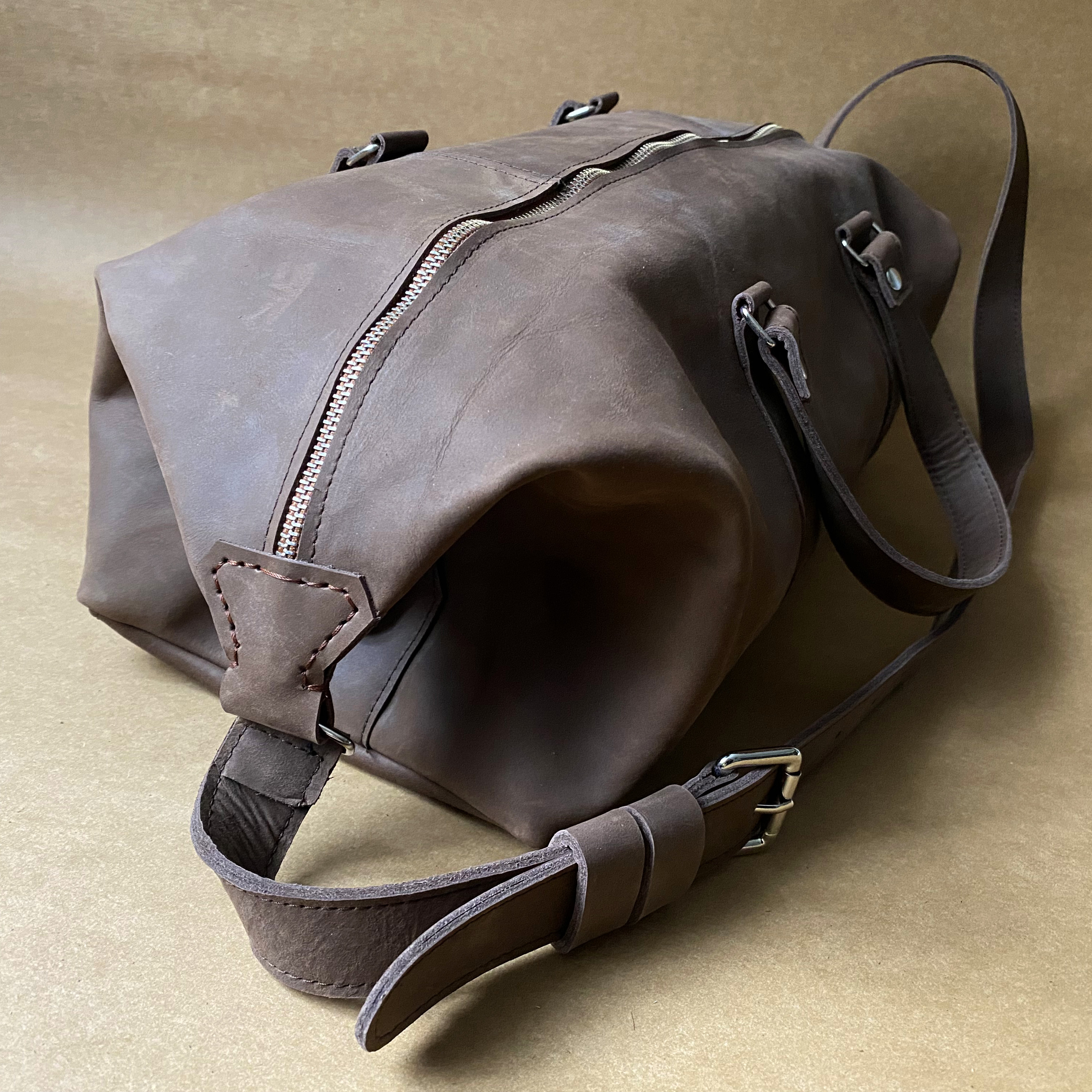 DUFFLE BROWN