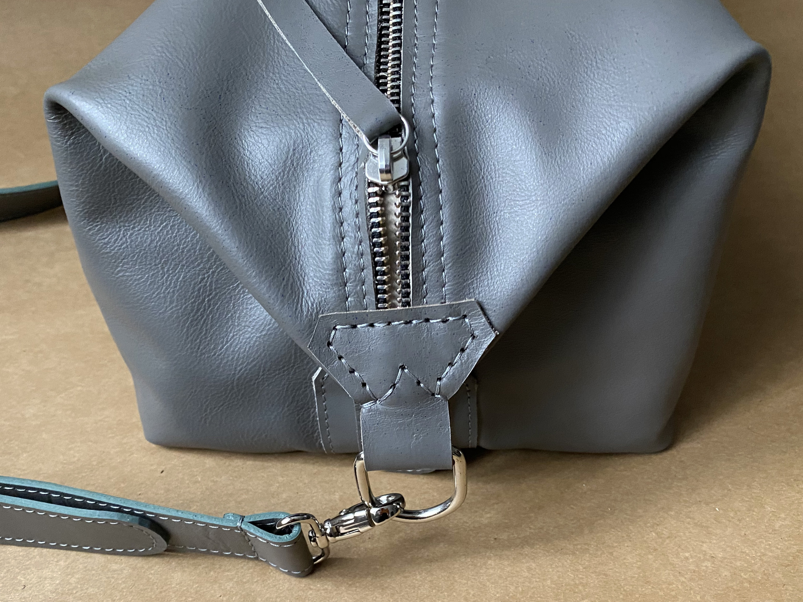 DUFFEL GRI