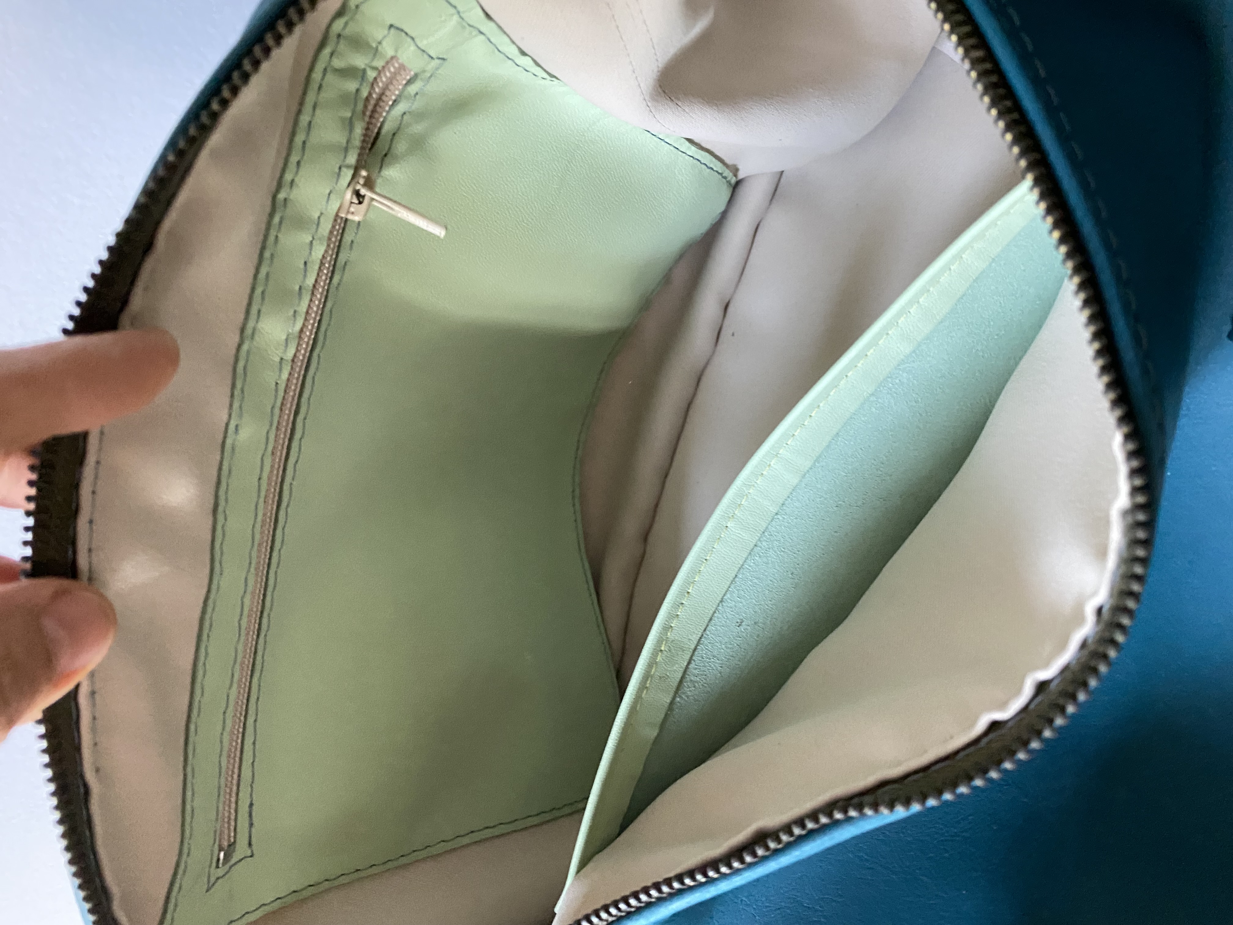 DUFFLE VERDE