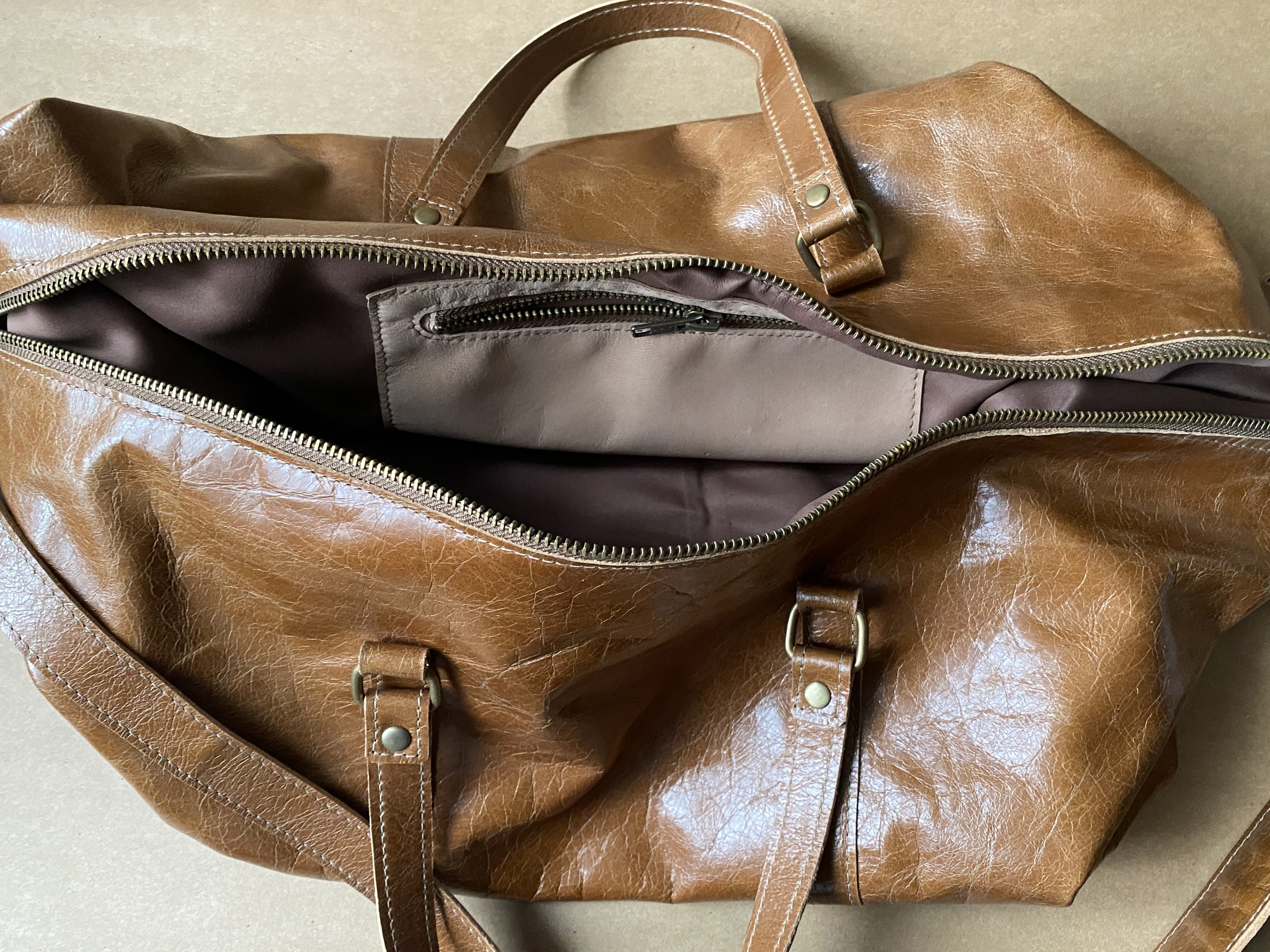 DUFFLE CONIAC 1