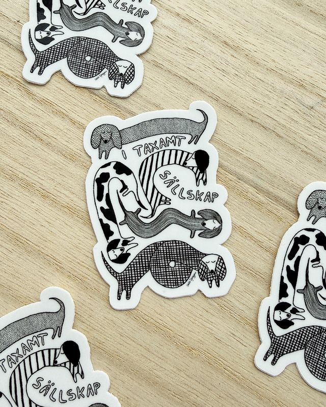 Sticker | I taxamt sällskap, vit
