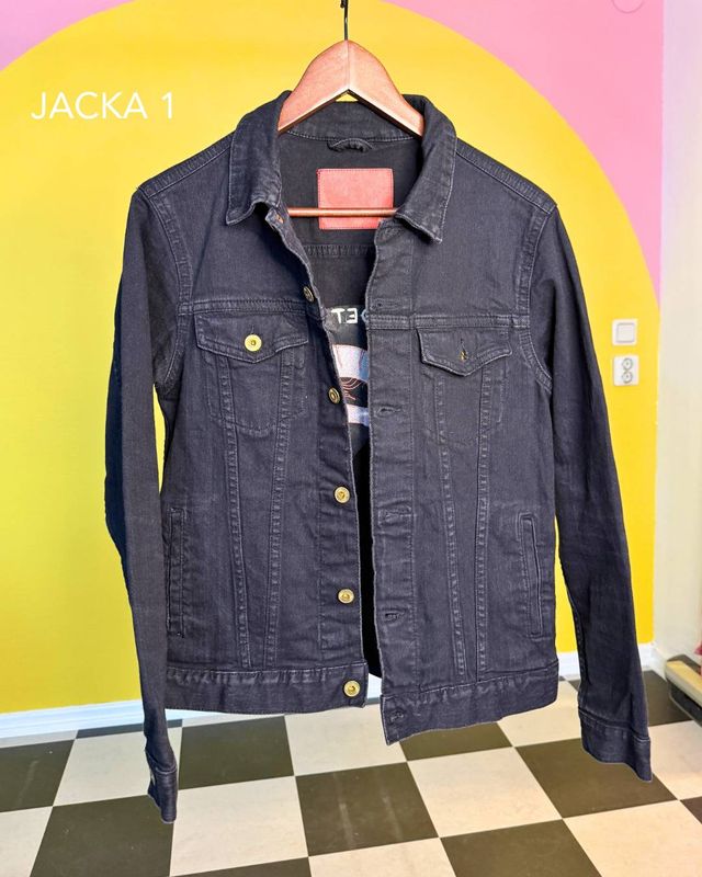 Broderad jacka Nr 1 | Banne mej räka | Second hand