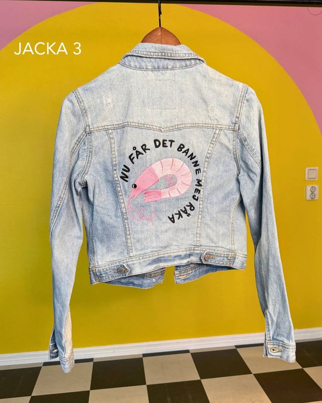 Broderad jacka Nr 3 | Banne mej räka | Second hand