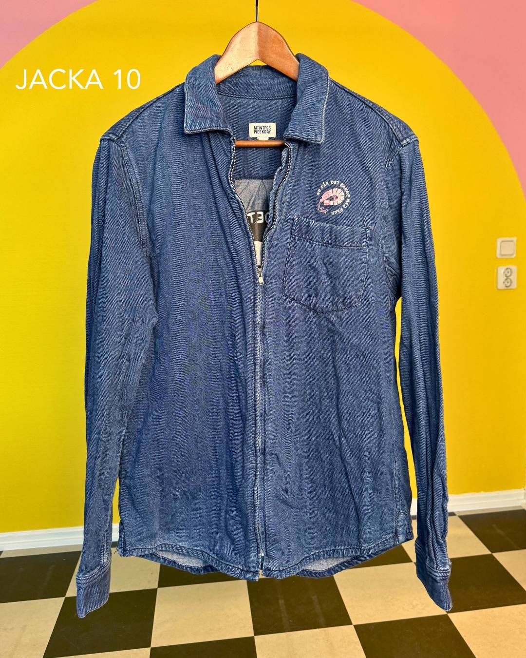 Broderad jacka/skjorta Nr 10 | Banne mej räka | Second hand