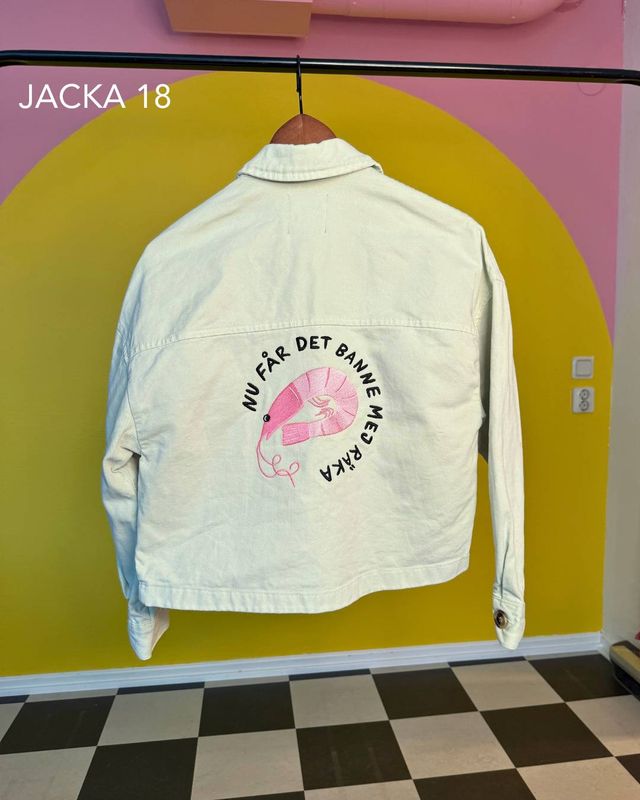 Broderad jacka Nr 18 | Banne mej räka | Second hand