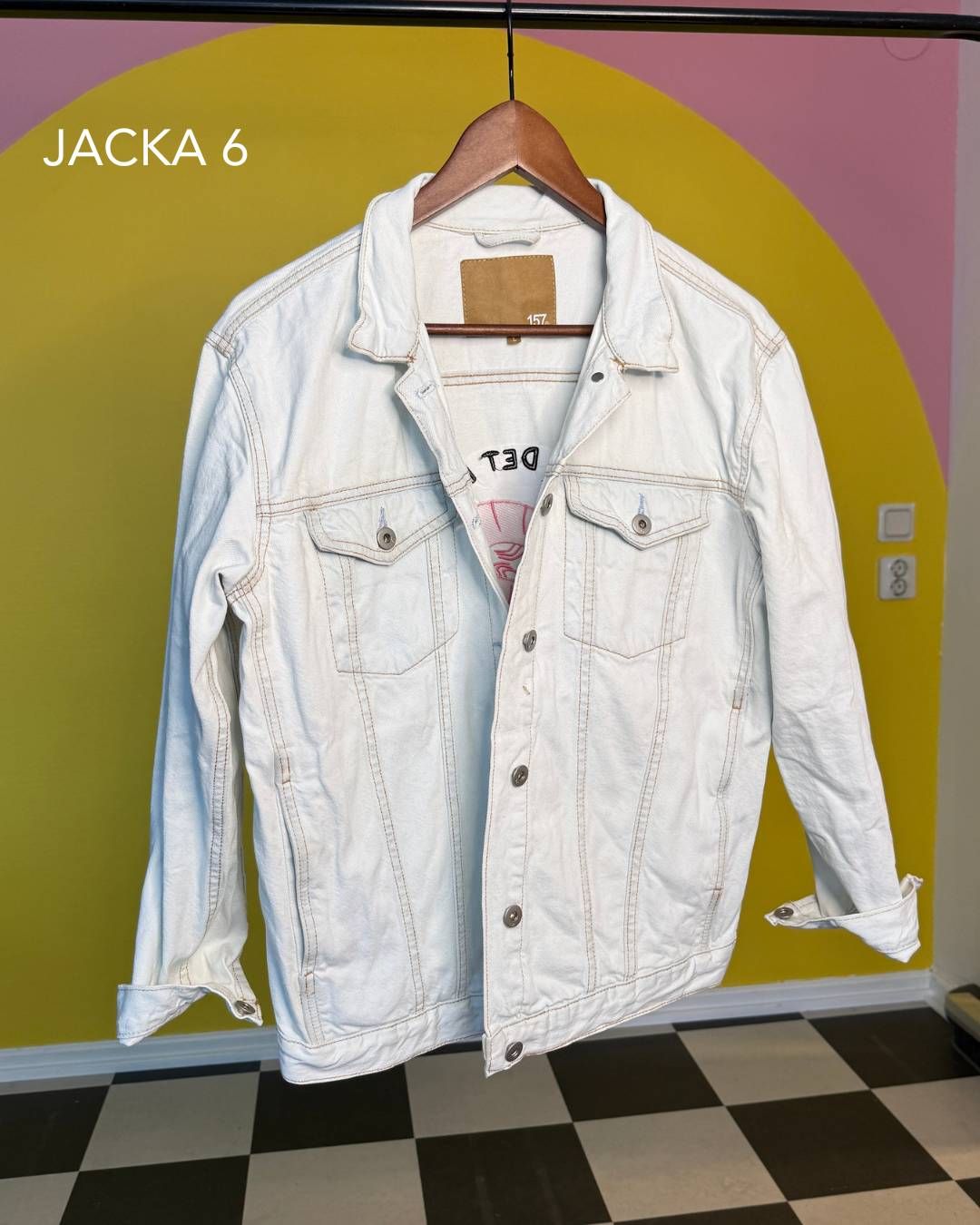 Broderad jacka Nr 6 | Banne mej räka | Second hand