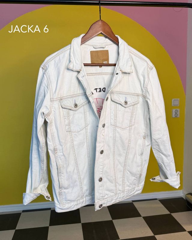 Broderad jacka Nr 6 | Banne mej räka | Second hand