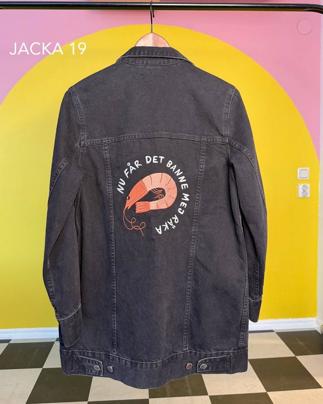 Broderad jacka Nr 19 | Banne mej räka | Second hand