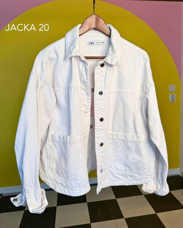 Broderad jacka Nr 20 | Banne mej räka | Second hand