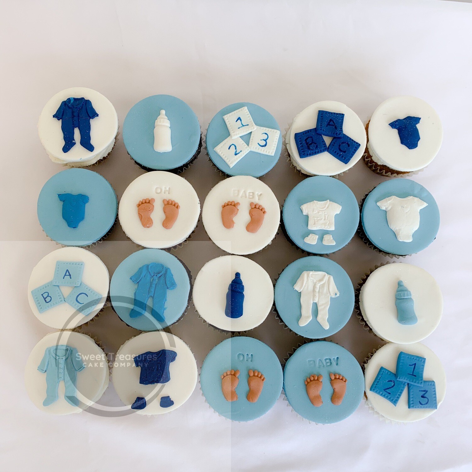 Its a boy baby shower cupcakes