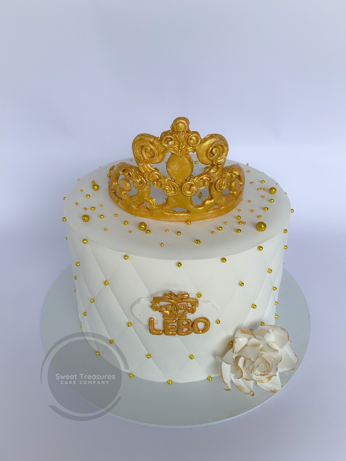 Crown Single tier cake