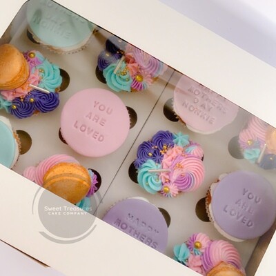 Macaron Cupcakes