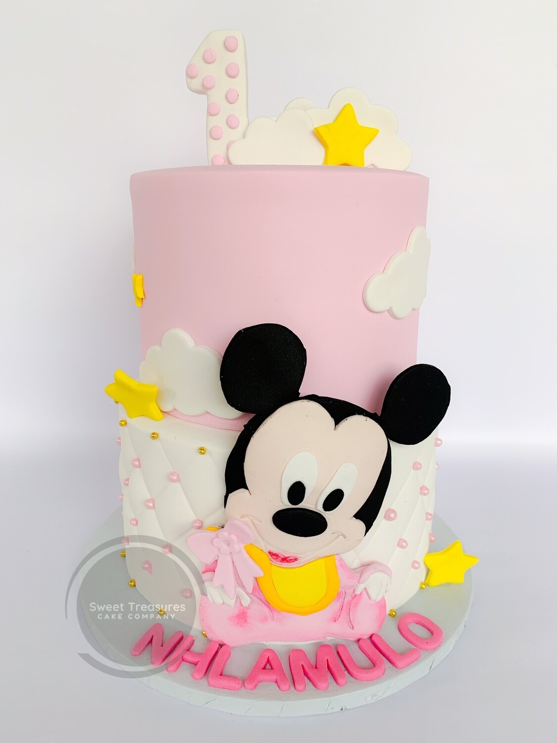 Minnie Mouse 2 tier cake