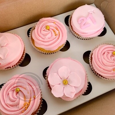 Fondant Flowers cupcakes