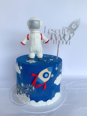 Astronaut themed Single tier Cake