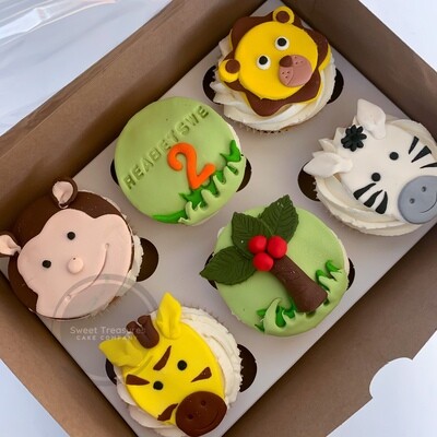 Safari themed cupcakes