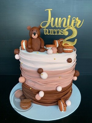 Teddy Bear Single tier Birthday Cake