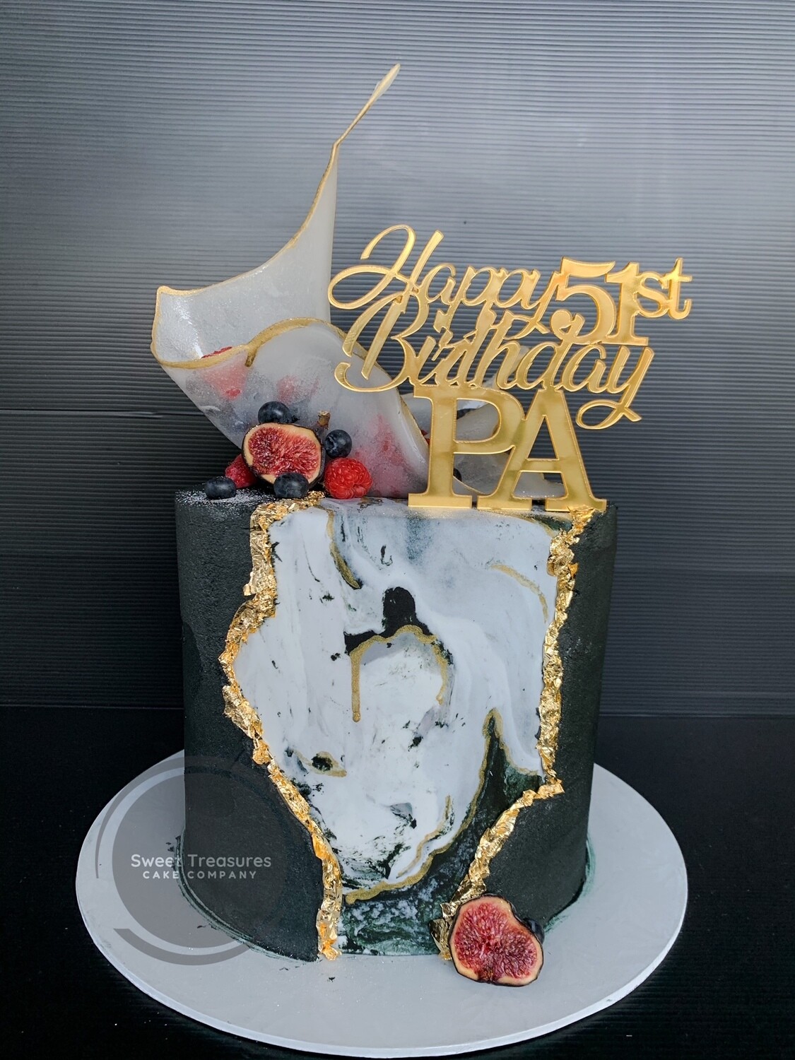 Marble Fault Line Single tier Cake