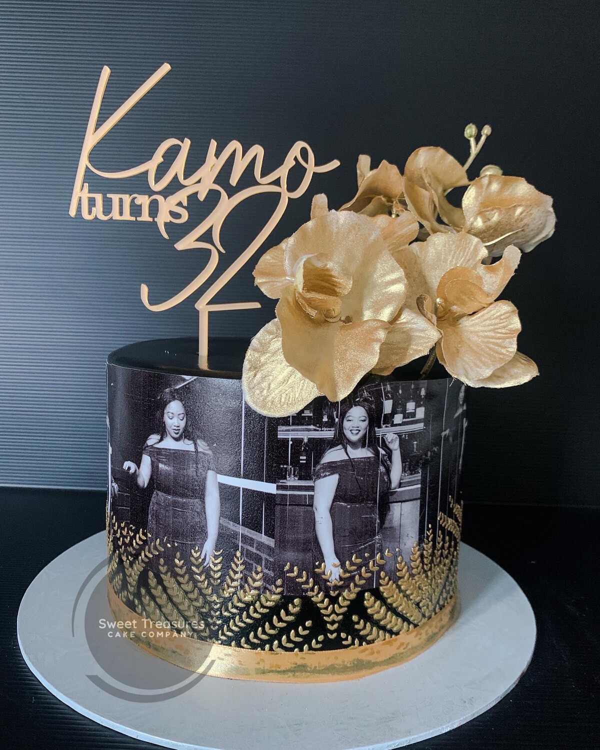 Black and gold Orchards Birthday Single tier Cake