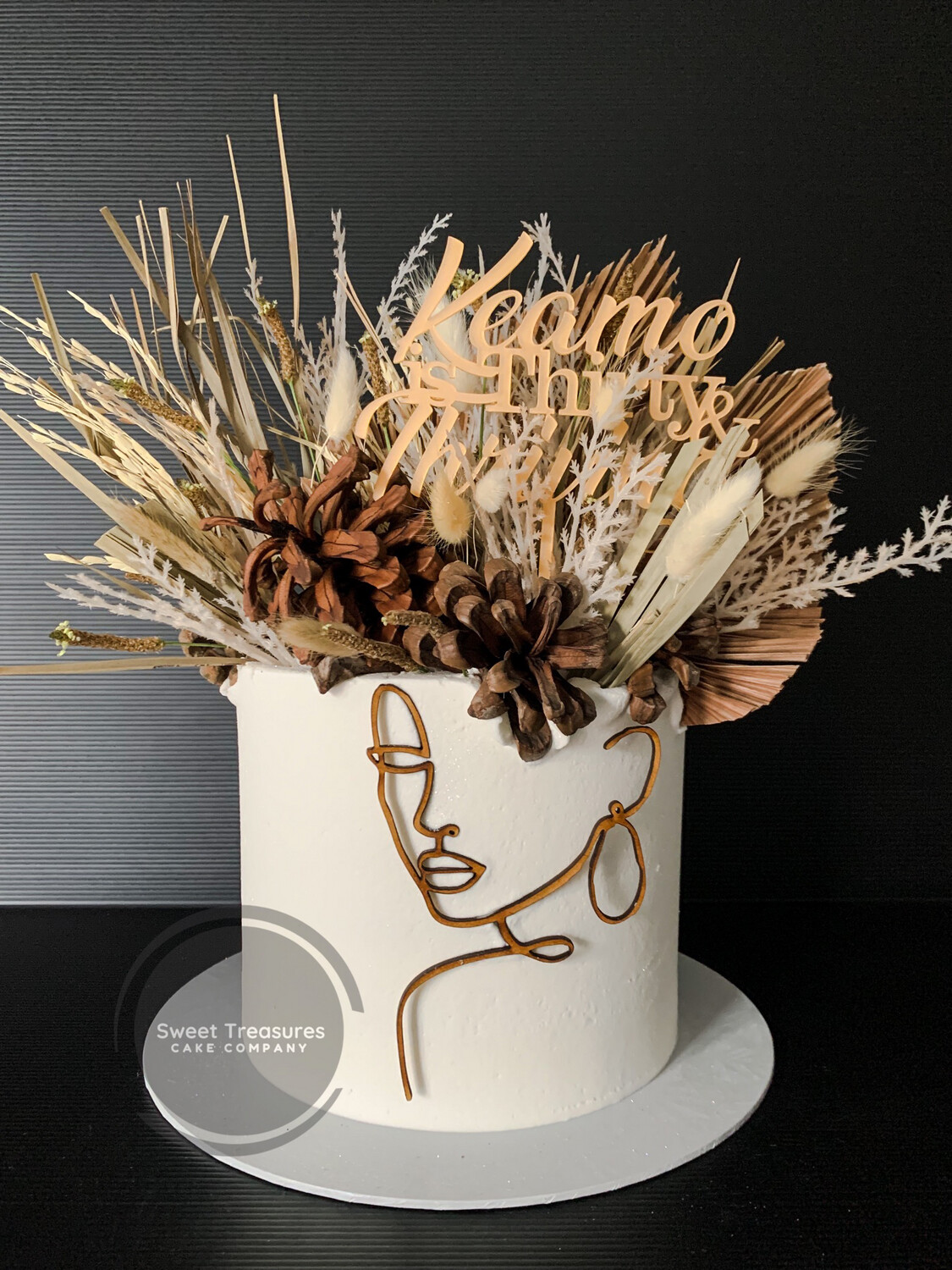 Abstract Dried Blooms Face Single tier Cake
